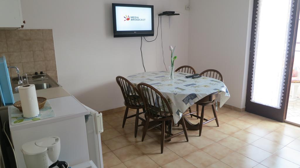 Apartment Josipa มาลินสกา ภายนอก รูปภาพ